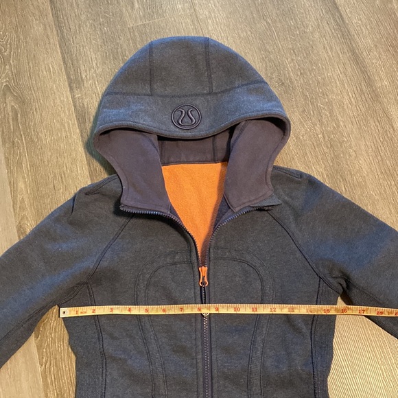 Lululemon Scuba Full-Zip Hoodie - Picture 4 of 6